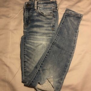 ✨0 regular blue ripped jeans from American Eagle✨